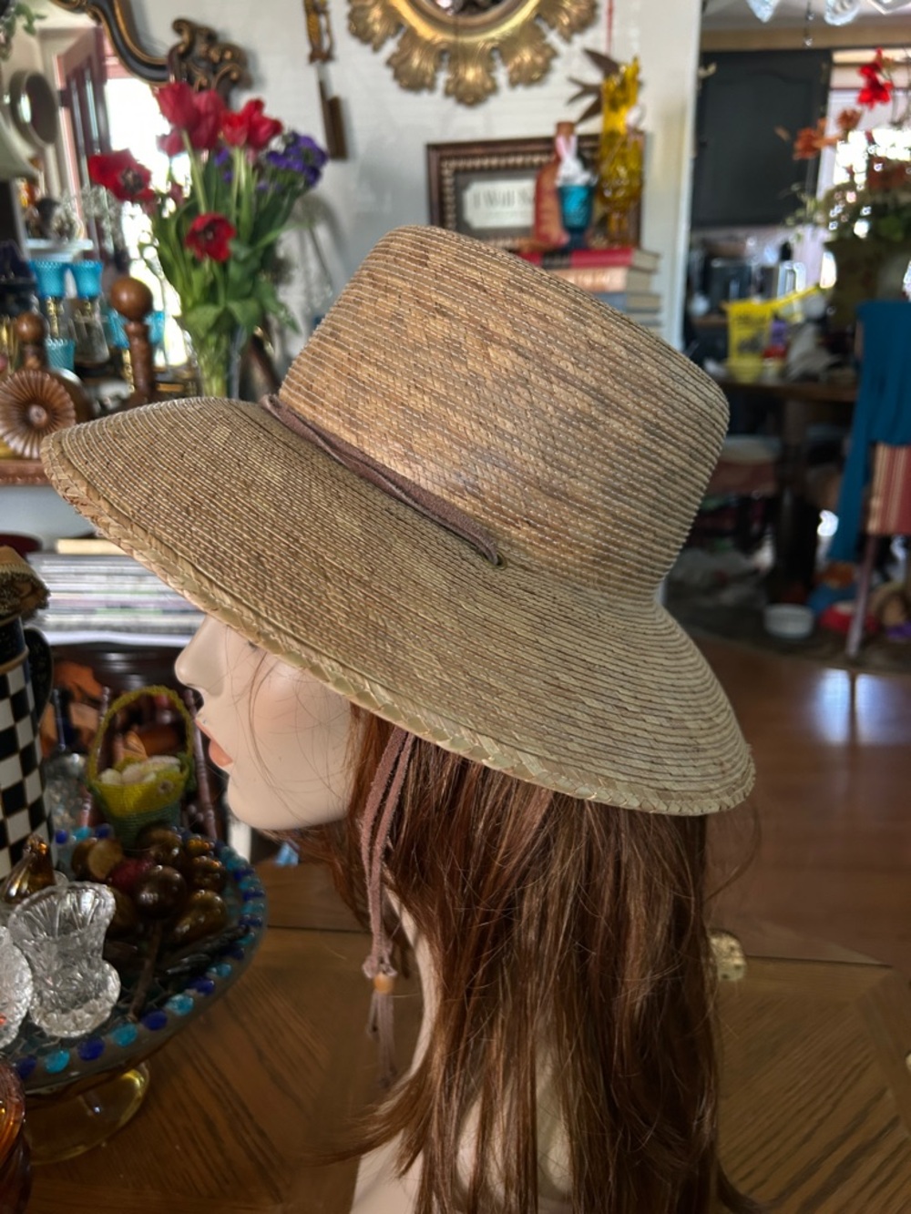 Vintage Straw Sun Hat with Chin Cord - Picture 6 of 10
